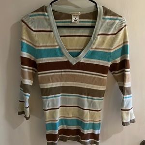 Old Navy striped V neck shirt